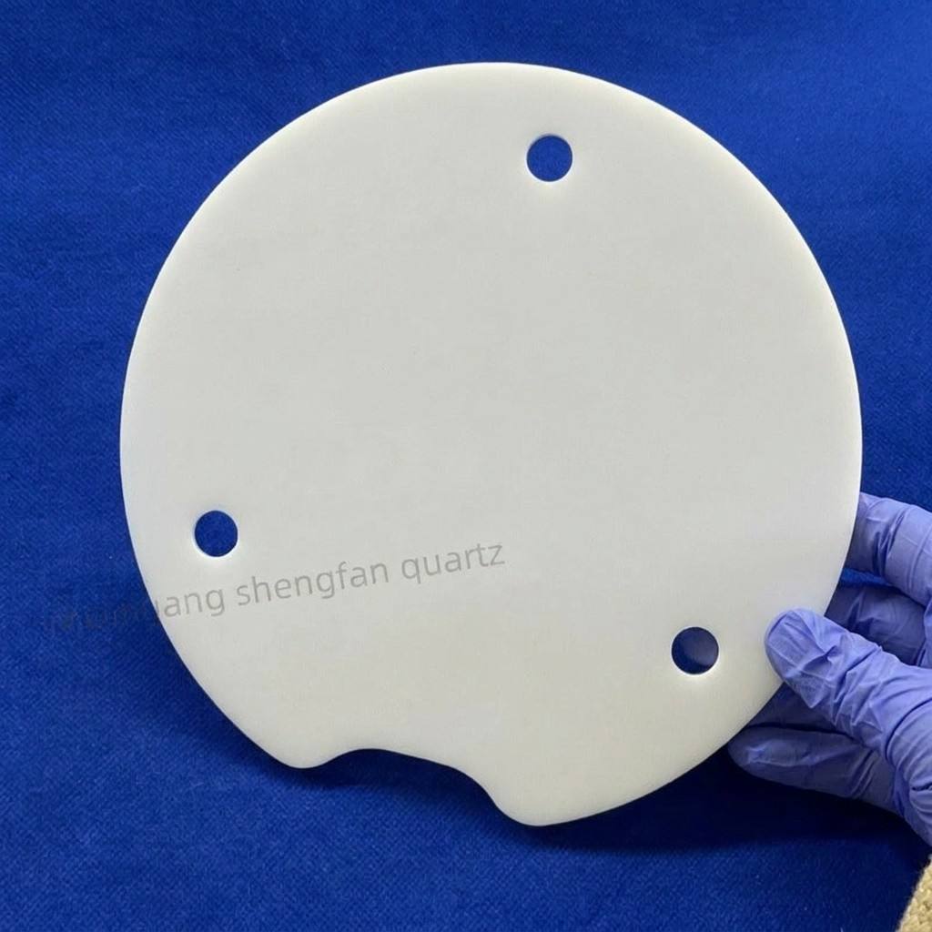 Dernière affaire concernant Opaque Quartz Perforated Sheets: High-Reflectivity Thermal Radiation Shielding Materials for Semiconductor-Mia