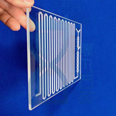 Les produits de rainures de quartz pour les laboratoires de haute température et de résistance à la corrosion sont personnalisés par les fabricants