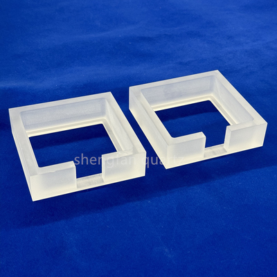 Finition CNC de produits en quartz glacé opaque à haute température et résistant à la corrosion sur mesure