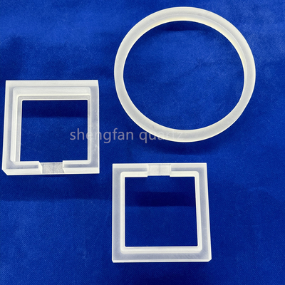 Finition CNC de produits en quartz glacé opaque à haute température et résistant à la corrosion sur mesure