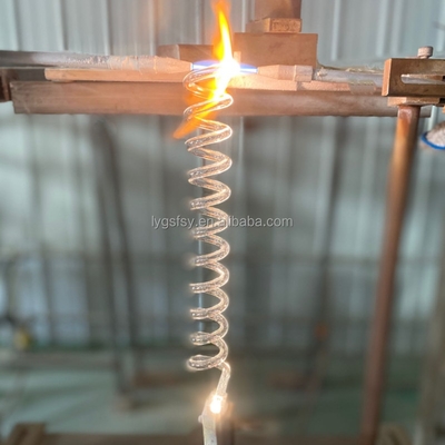 Fabrication de tubes spiraux de quartz résistants à la corrosion et à haute température