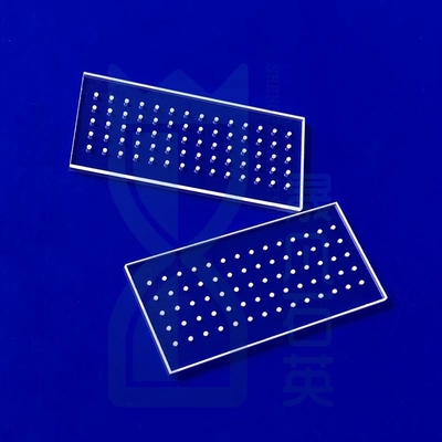 99.99% Plaque de quartz de haute pureté, rainures laser, silicone fondu, vitre de verre de quartz, vitre de verre de quartz