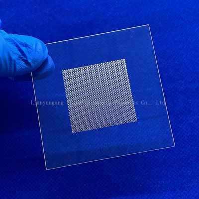 99.99% Plaque de quartz de haute pureté, rainures laser, silicone fondu, vitre de verre de quartz, vitre de verre de quartz