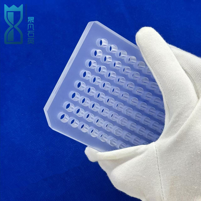 Plaque optique au quartz glacé transparent 96 bien résistant à la corrosion à haute température