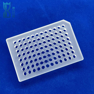 Plaque optique au quartz glacé transparent 96 bien résistant à la corrosion à haute température