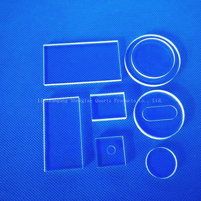 Fabrique de haute transparence et de silice fusionnée personnalisée Optique Quartz Plaque de verre en différentes tailles