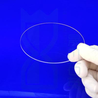 Transmittance lumineuse élevée Feuille transparente de fermeture à flèche en quartz rond personnalisé