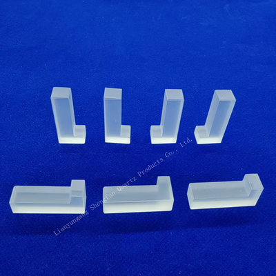 Fabrique personnalisée Tailles multiples Plaque de verre de quartz irrégulière Résistante aux températures élevées