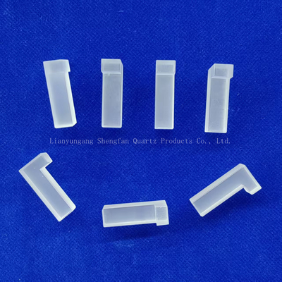 Fabrique personnalisée Tailles multiples Plaque de verre de quartz irrégulière Résistante aux températures élevées