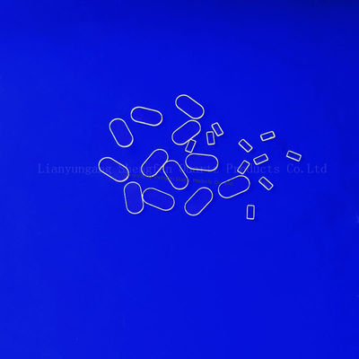 Feuilles de verre de quartz fusionné transparentes aux ultraviolets, de petite taille, découpées au laser, pour fenêtres de chambre