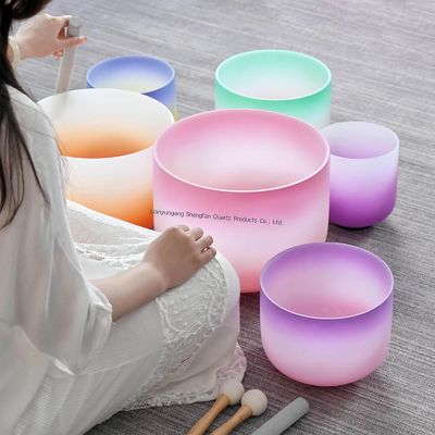 Alchimie Magie Colorée Claire Quartz Cristal Bowl Chantant Set Thérapie du Son Bowl de Guérison Produits Pour la Thérapie du Son
