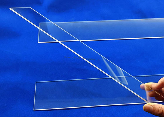 Tablettes de quartz saphir clair circulaire