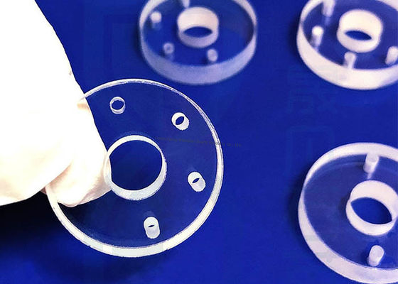 JGS1 JGS2 JGS3 Plaque de verre au quartz Plaque de verre au quartz Processus CNC Disque de verre au quartz de silice fondu coupé à la taille